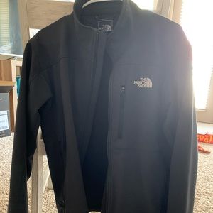 NothFace zip up jacket